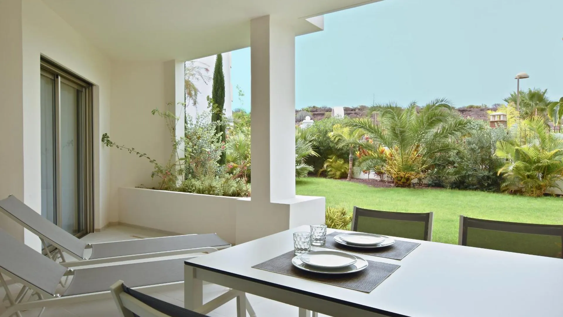 Jardines - Bentago 0,2 Nature Reserve View 1B Palm-mar Spain